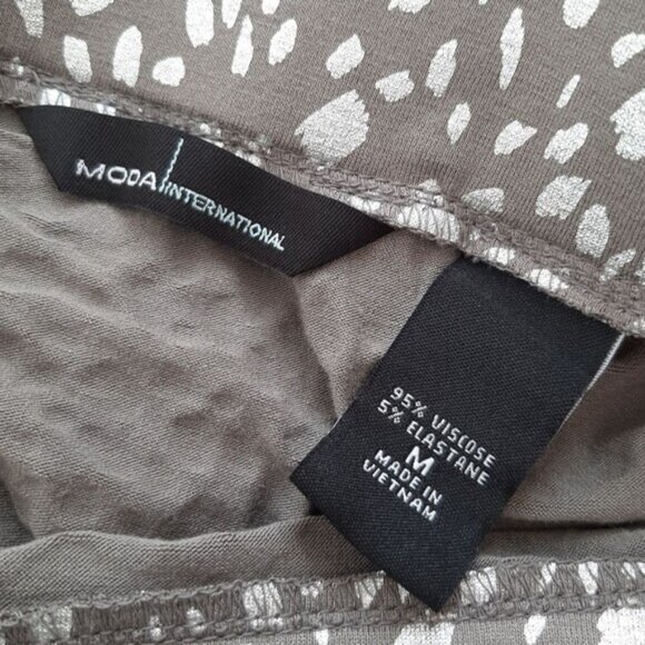 MODA INTERNATIONAL | Ruched Exposed Zip Mini Skirt Grey Silver Animal Print Sz M - Picture 11 of 12